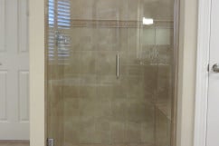 2_Clear-Glass-Showers-40