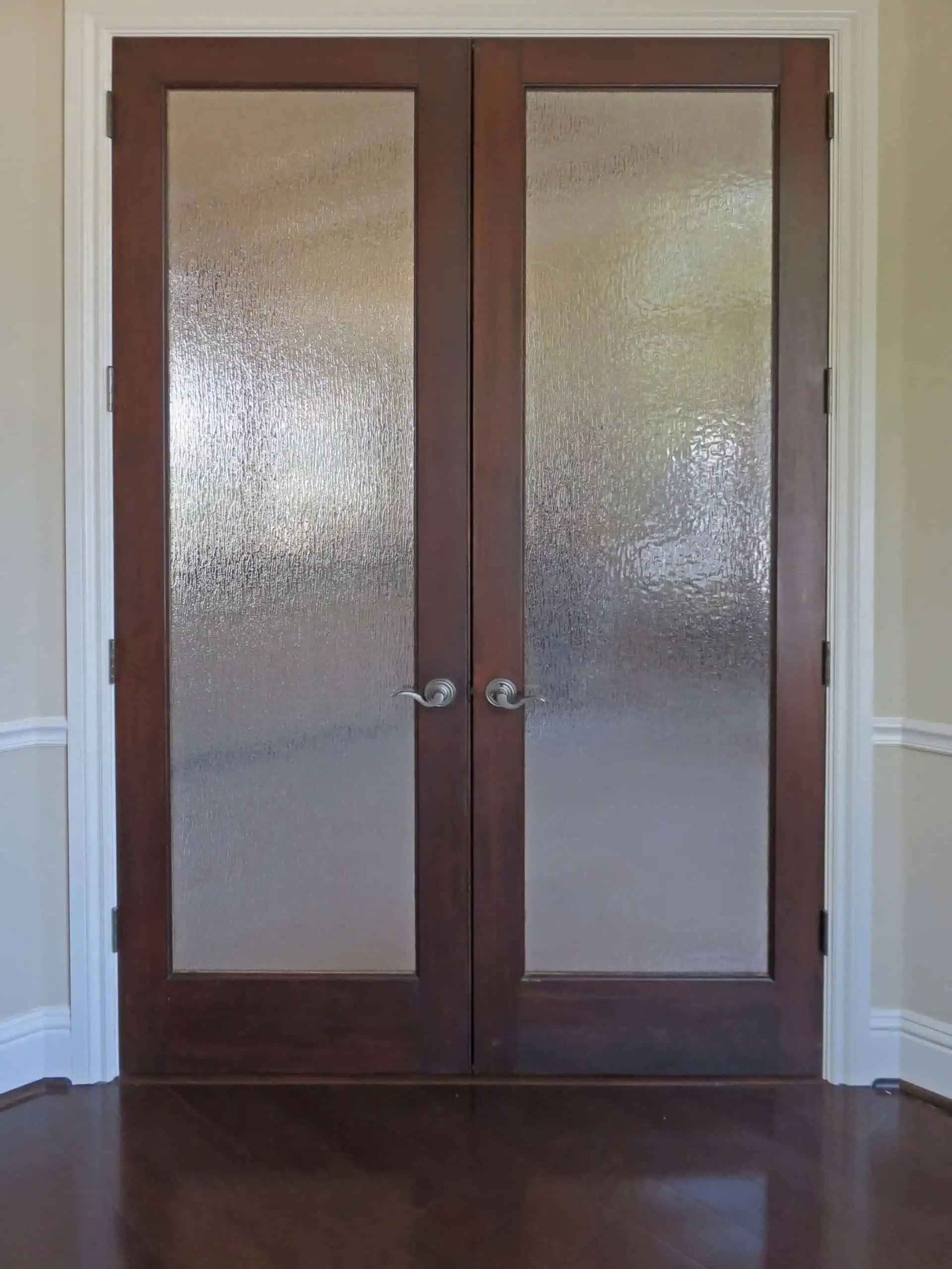 Custom Glass Doors Textured 6 Scaled